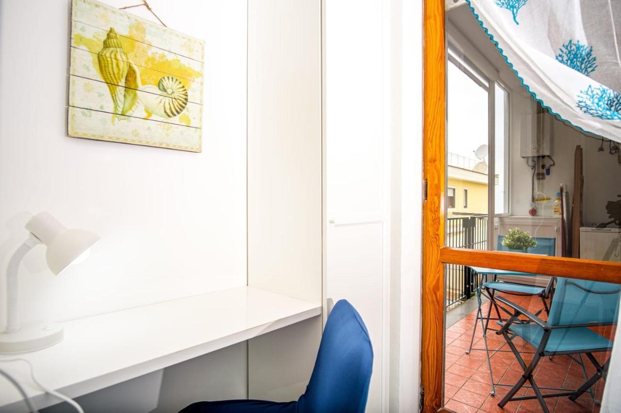 La Casetta Linda - New 2 Bedroom Apt In Sorrento With Seaview Terrace Exterior foto